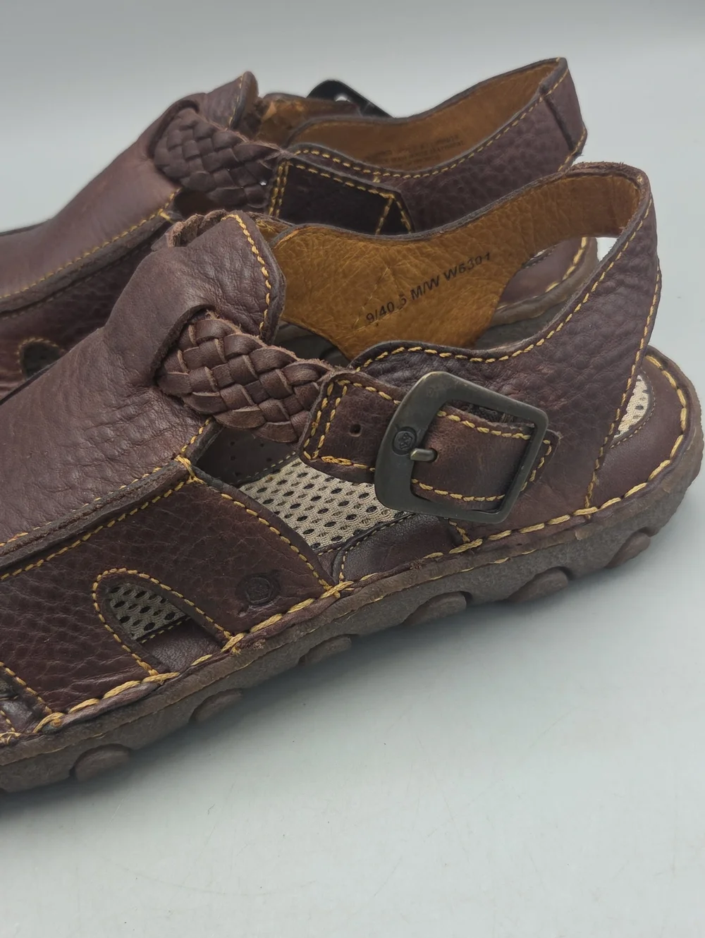 Born Men's 9 Brown Leather Braided Fisherman Sandals
